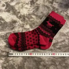 ソックス　レッド