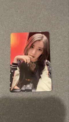 ルセラフィム Fearless TOU 中華 限定 トレカ サクラ