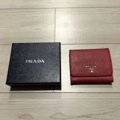 プラダ　PRADA 三つ折り財布　赤