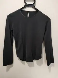ATURO TAYAMA 黒 長袖 タイトストレッチフィット シャツのサムネイル