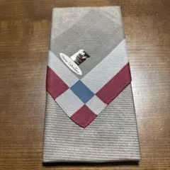 ハンカチ　mario valentino グレー