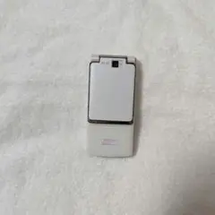じ*0様 FOMA F905i 携帯電話本体 ホワイト　ガラケーのサムネイル