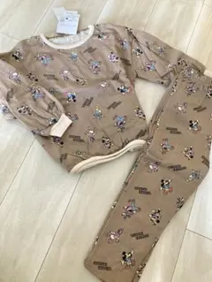 新品、タグ付き　ミッキー ディズニー　フタフタパジャマ　ルームウェア　110