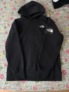 ★美品！ノースフェイスTHE NORTH FACE 黒 フーディパーカー L