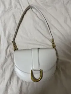 CHARLES & KEITH ショルダーバッグ ホワイトのサムネイル