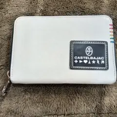 CASTELBAJAC カステルバジャック 二つ折り財布 ホワイトのサムネイル