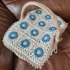 モチーフ編み マルチカバー かぎ針 ハンドメイド グラニースクエア お花
