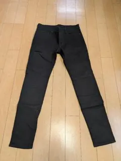 UNIQLO ストレートデニム 31