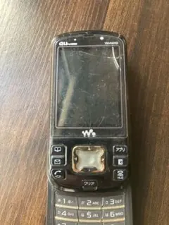 携帯電話　sony ericsson W42S キャリアAU ジャンク品