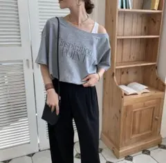 BLATE ロゴワンショルトップス