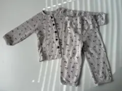 【新品・2着セット】パジャマ　小花柄　ワッフル　長袖　女の子