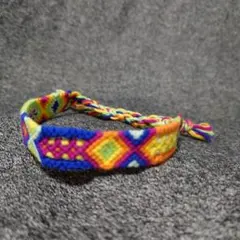 1195 ハンドメイド　ミサンガ　6色　カラフル　ブレスレット　足首　手首