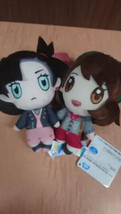 ポケモンマスターズEX　ぬいぐるみ　マリィ＆ユウリ　2体セット