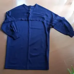 胸から袖にかかるフリルが可愛いチュニック