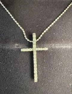 18K 0.10ct ホワイトゴールドクロスダイヤモンドネックレス