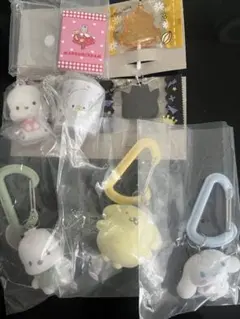 【最安値】サンリオ　カラフルカラビナマスコットチャーム　3個セット売り
