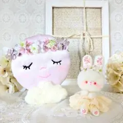 うさぎさんとムーン＊羊毛フェルト＊ミニチュア人形＊ドールハウス＊ミニチュアドールのサムネイル