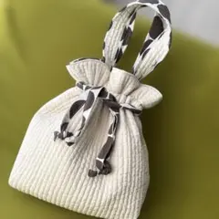 ヌビキルト巾着トート　　内ポケットつき ハンドメイド　アイボリー
