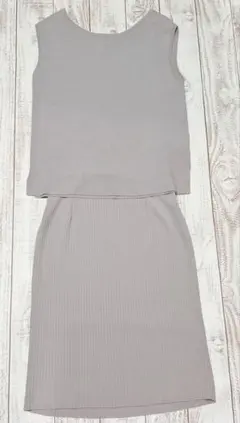 PLST プラステ セットアップ ノースリーブ グレージュ S 上下セット 通勤