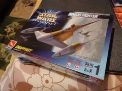 AMT Star Wars Naboo Fighter 1/48のサムネイル