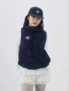 【umbro×fekete】ギャザーフーディーベストのサムネイル