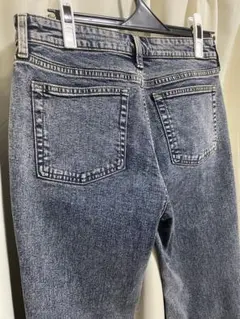 GU スリムフレアジーンズ 丈標準