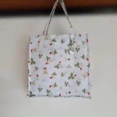 ウエッジウッドのトートバッグ