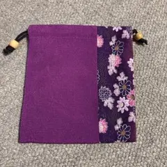 紫色の花柄巾着袋