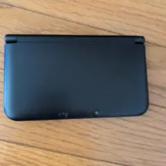 ニンテンドー3DS LL ブラック 本体と3DSカセット7本セット。