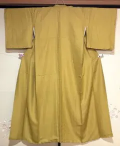 色無地 正絹 綸子 新古品 黄土色 sk102