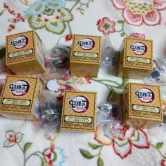 劇場版　鬼滅の刃　無限城編　ランダムチャーム付きフィギュア　全6種セット