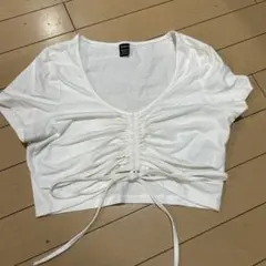 ホワイト クロップドTシャツ ギャザー付き