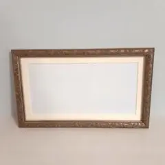 Price reduced until the 14th: Antique-style decorative picture frame