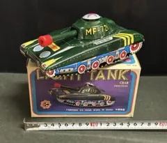 ゼンマイ式ブリキ戦車M-24 TANK 火花出る！ - メルカリ