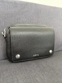 【2025秋冬新作】LOEWE ロエベ ペブルメッセンジャーバッグ スモールのサムネイル