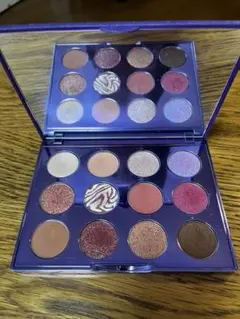 MAC マック ×Lアイシャドウパレット ブラックピンク リサ