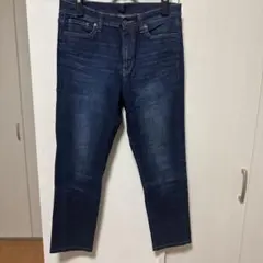 UNIQLO テーパードデニム　ネイビー