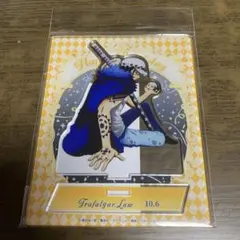 激レア　ワンピース　トラファルガーロー　ゾロ　アクリルスタンド 激レア ワンピース トラファルガーロー ゾロ アクリルスタンド ONE