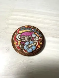 ナルミヤキャラクターズ 刺繍缶バッジビスケット