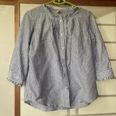 青と白のストライプ 長袖シャツ