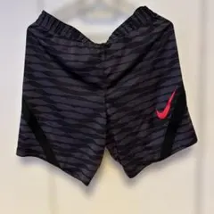 Nike Dri-FIT 波模様ショーツ Mサイズ