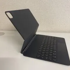 Apple iPad Pro 本体 キーボードケース付き - メルカリ