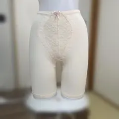 日本製ベージュ レース装飾 ハイウエストショーツ Mサイズ