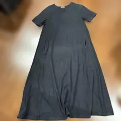 GU 半袖ロングワンピース 黒
