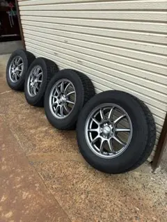215/65R16 スタッドレス＋ホイール4本セット 30系アルファード適合のサムネイル
