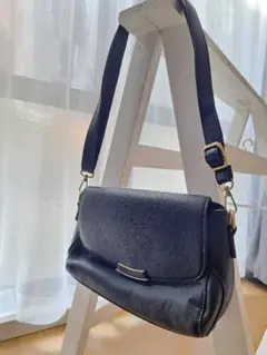 ブラックショルダーバッグ 合成皮革