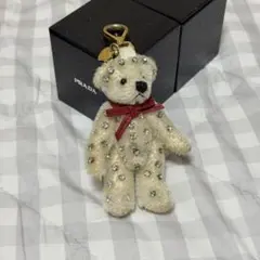 極美品【PRADA】ベアトリック ピンクビーズ ドレス キーホルダー クマ