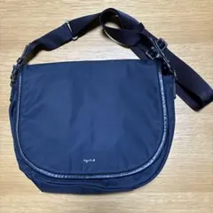 新品未使用タグ付き】アニエスベーVOYAGE 黒ショルダーバッグRS11-04 