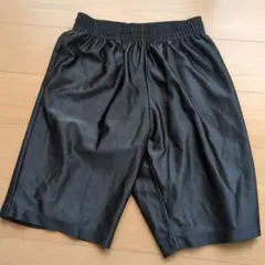 ブラックショートパンツ 150サイズ