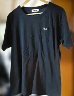 FILA 黒 Tシャツ半袖　 LLサイズのサムネイル